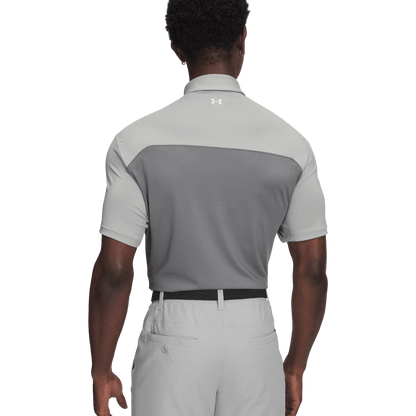POLO UNDER ARMOUR - T2G COLORBLOCK TITANIUM CLAY GREEN WHITE - Under Armour - Golf Passion